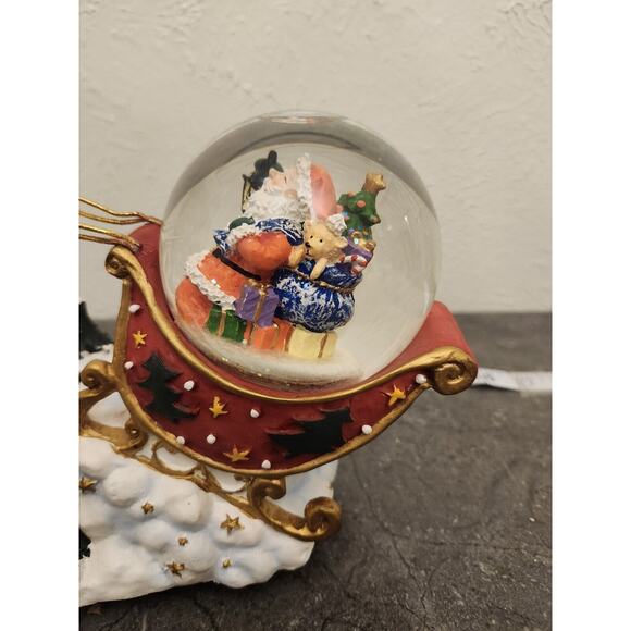 Vintage‎ International Bazaar Santa's Sleigh WaterGlobe Musical Animated Deer - Picture 2 of 9